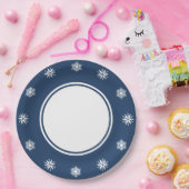 Winterschneeflocken in der Navy-Papierplatte Pappteller (Party)