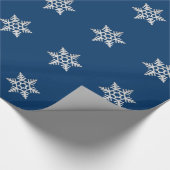 Winterschneeflocken mit individueller Hintergrundf Geschenkpapier (Ecke)