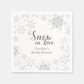 Winterschneeflocken Schnee in Liebe Brautparty Serviette (Vorderseite)
