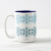 Winterschneeflocken Zweifarbige Tasse (Links)