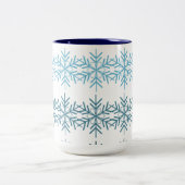 Winterschneeflocken Zweifarbige Tasse (Mittel)