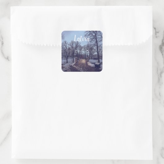 Winterschneepark im Abend Quadratischer Aufkleber (Tasche)