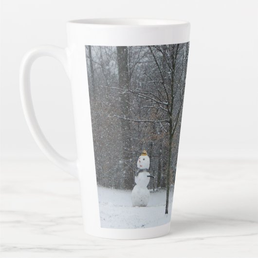 Winterschneeszene der Nachbarin Milchtasse (Links)