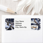 Winterschneeüberdeckter Winter-Bach, dunkle Bäume  (Insitu)