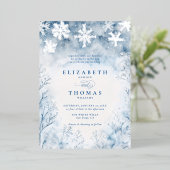 Winterschneewald Rustikale Hochzeit Folieneinladung (Stehend vorne)