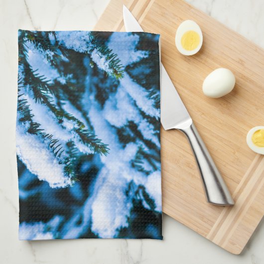 Winterschneeweihnachtsbaum Handtuch (Viertel Falte)