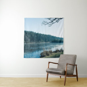 Wintersee und Wald Ruhe 1 Wandteppich