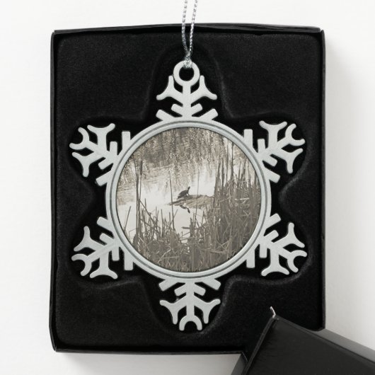 Wintersonne Schneeflocken Zinn-Ornament (Box)