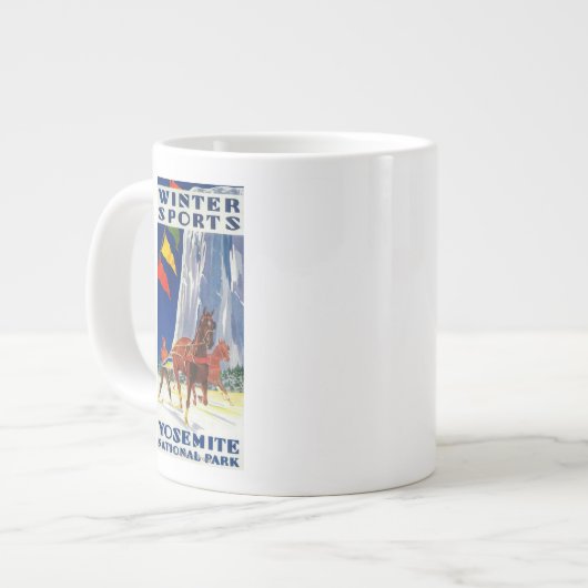 Wintersport bei Yosemite PosterYosemite, CA Jumbo-Tasse (Vorderseite Links)
