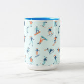 Wintersportart Zweifarbige Tasse (Mittel)