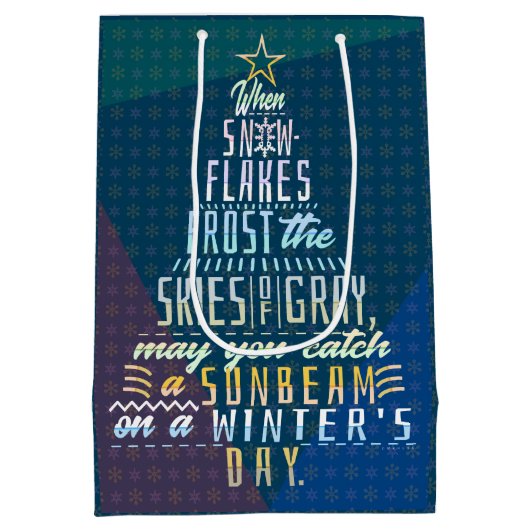 Winterurlaub Weihnachtsbaum Schneeflocken Gedicht Mittlere Geschenktüte (Rückseite)