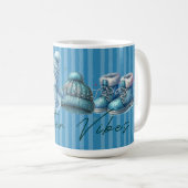 Wintervibes Snowmannschuhe saisonale Kaffeetasse (VorderseiteRechts)