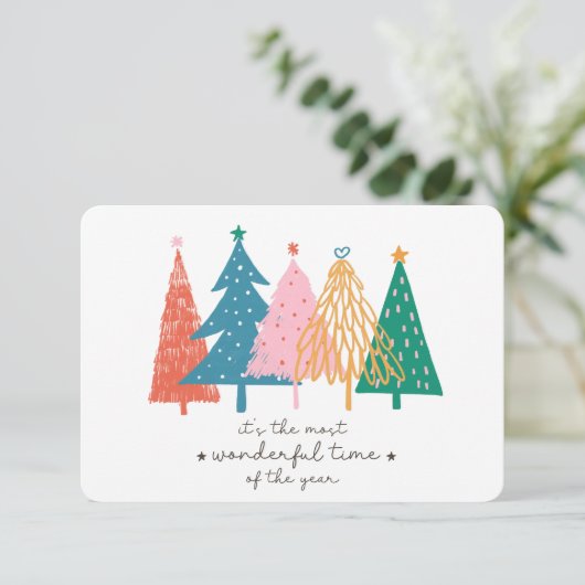 Winterwald farbenfrohe Doodle Pine Trees Weihnacht Karte (Stehend Vorderseite)