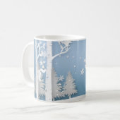 Winterwald mit Eichhörnchen Papercut Kaffeetasse (Vorderseite Links)