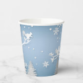 Winterwald mit Eichhörnchen Papercut Tasse Pappbecher (Links)