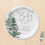 Winterwald Silber Es ist kalte Außendusche Pappteller<br><div class="desc">Stilvolle silberne Teller mit Baby-Duschpapier. Das Design besticht durch einen modernen Kalligraphie-Script-Schriftart,  Schneeflocken und Aquarellwald. KEINE SILBERFOLIE</div>