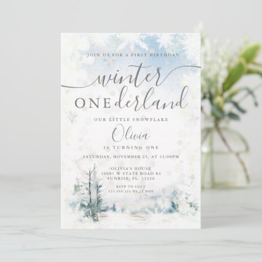 Winterwald Snowflakes Onederland 1. Geburtstag Einladung (Stehend Vorderseite)