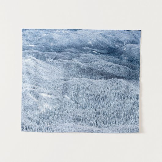 Winterwald unter Schnee Wandteppich (Vorderseite (Horizontal))