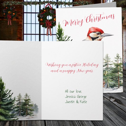 Winterwaldspecht im Pinienwald Feiertagskarte