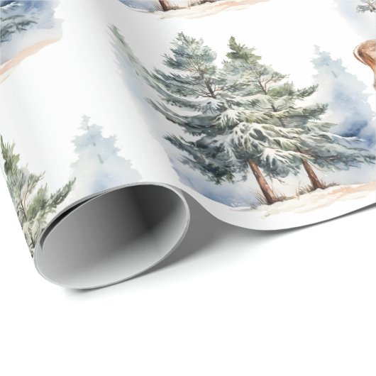 Winterwaldstätte im Pinienwald Geschenkpapier (Rolleneckpunkt)