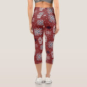 Winterweihnachtsdekorationsmuster Capri Leggings (Rückseite)