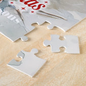 Winterweihnachtszene mit Schneemann im Schneewald Puzzle (Seite)