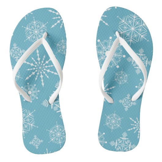 Winterweiße und Eisblaue Schneeflocken Flip Flops Badesandalen (Fußbett)