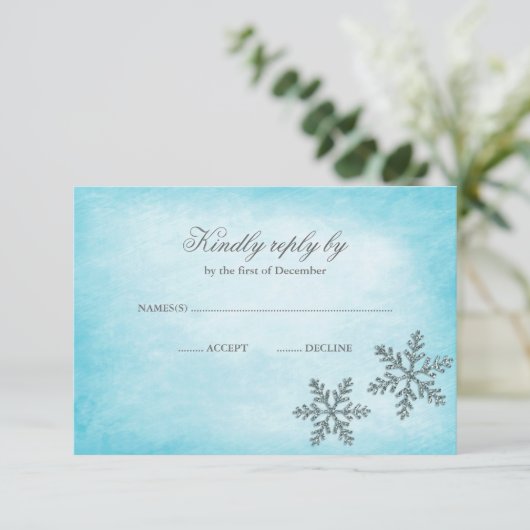 Winterwonderland Sparkasse Snowflakes Aquamarine U RSVP Karte (Stehend Vorderseite)