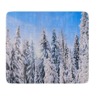 Winterwunder Pinienbäume im Schnee Schneidebrett