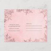Winterwunder - Schneeflocken Save the Date rosa Ankündigungspostkarte (Rückseite)