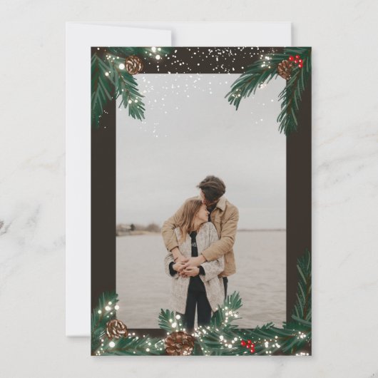 Winterwunderland Kiefernschnee Foto Hochzeit Einladung (Rückseite)