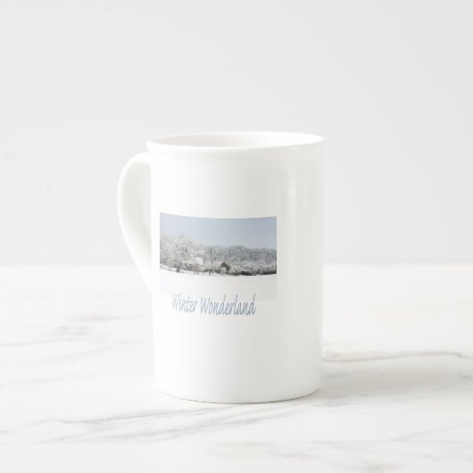 Winterwunderland Porzellantasse (Vorderseite Links)
