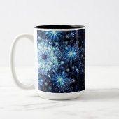Wintery Blue Snowflake Pattern Tasse (Links)