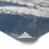 Winzige Satelliten umkreisen über einem Teil der E Poster (Ecke)