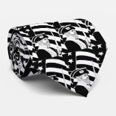 WINZIGER MANN KRAWATTE (Gerollt)