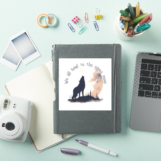 Wir alle klammern uns an das gleiche Moon Inspirat Aufkleber (iPad Hülle)