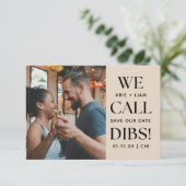 Wir beanspruchen lustige Hochzeit Save The Date (Stehend Vorderseite)