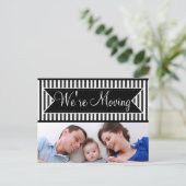 Wir bewegen Black Striped Notification Postcards Ankündigungspostkarte (Stehend Vorderseite)