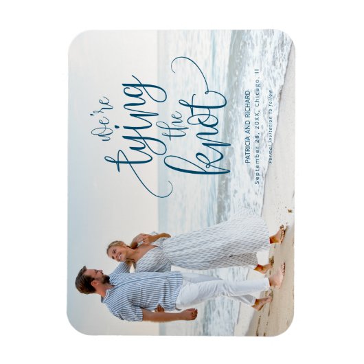 Wir binden das Foto der Hochzeit, das Datum zu spe Magnet (Vertikal)