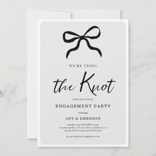 Wir binden die Knot Black Bow Engagement Party Einladung (Vorderseite)