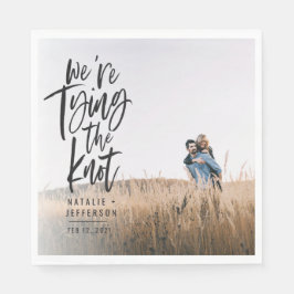 Wir binden die Knotenbindungsparty Serviette