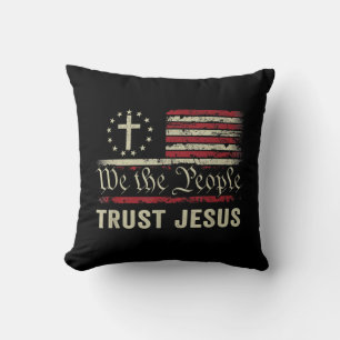 Wir, die Menschen vertrauen Jesus - die US-Flagge Kissen