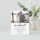 Wir entwickelten die Ankündigung des modernen typo Postkarte (Stehend Vorderseite)