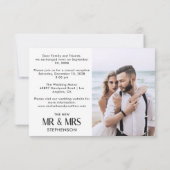 Wir entwickelten eine moderne minimalistische Ankü (Rückseite)