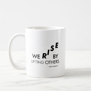Wir erheben uns, indem wir andere anheben kaffeetasse