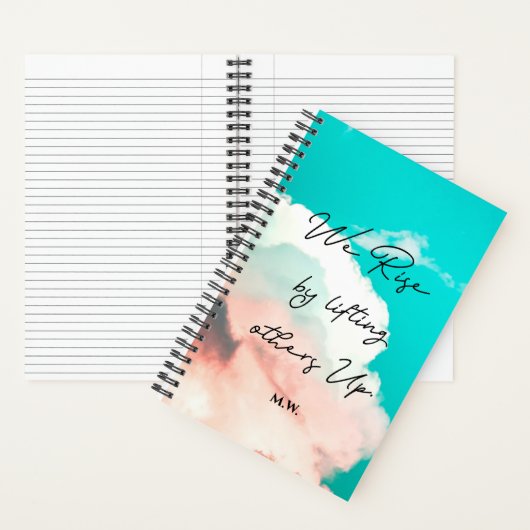 Wir erheben uns, indem wir andere aufheben. notizblock (Innen)