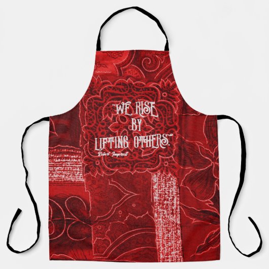 Wir erheben uns, indem wir andere Schürze aufheben (Vorderseite)