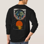 "Wir erreichen Frieden nicht durch Krieg." T-Shirt (Rückseite)