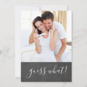 Wir erwarten Chalkboard Foto Schwangerschaft Ankündigung (Vorderseite)