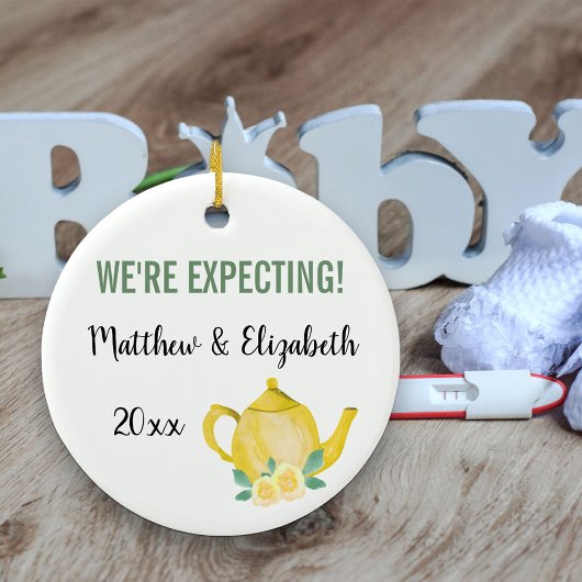 Wir erwarten, dass ein Baby Personalisiert braut Keramik Ornament
